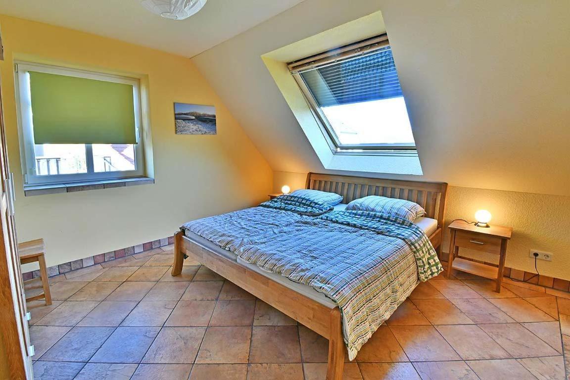 Villa Haus Emma Wf-03 Rechte Haushaelfte à Wustrow  Extérieur photo